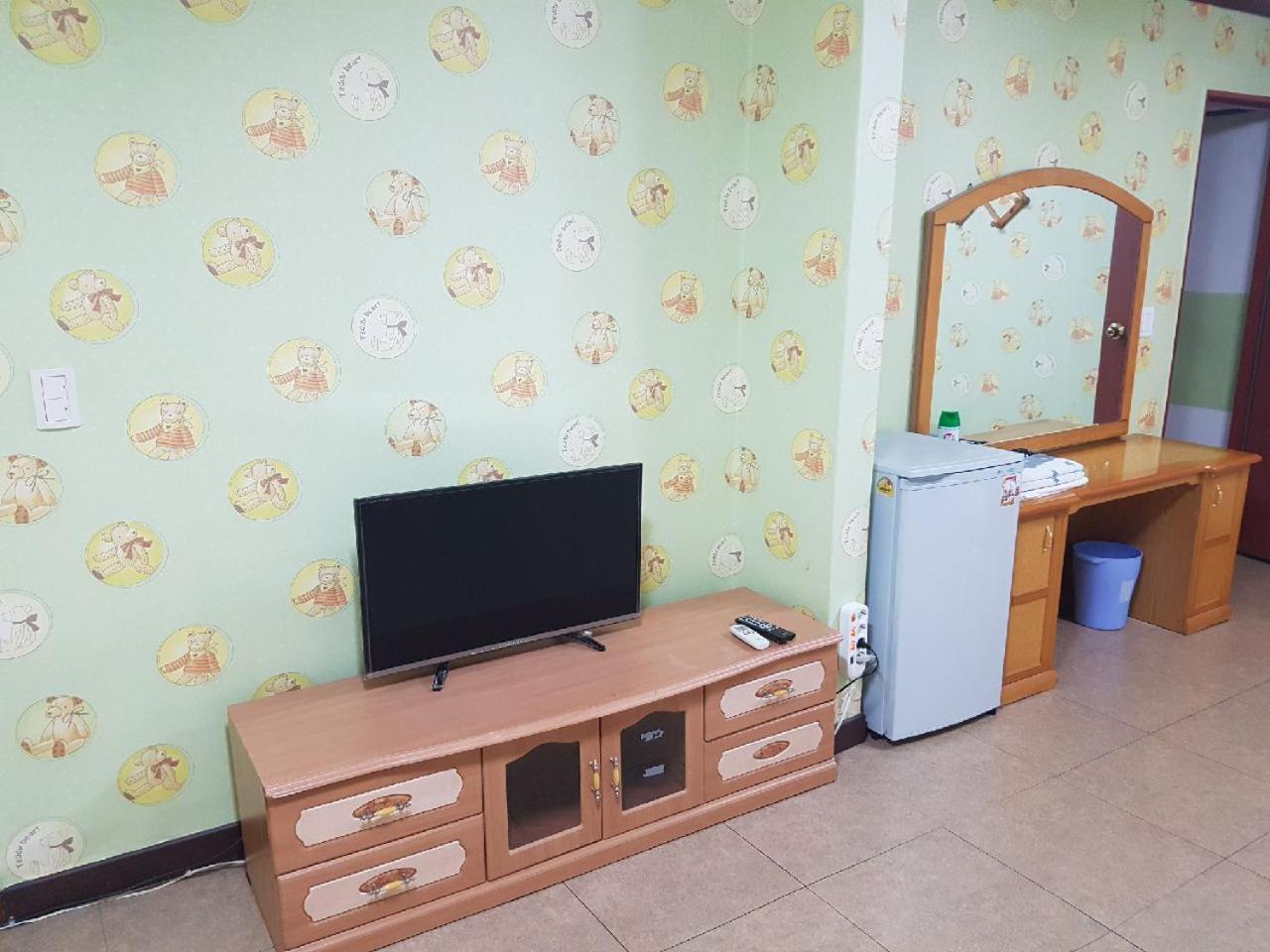 Norumok ثوتْسو المظهر الخارجي الصورة